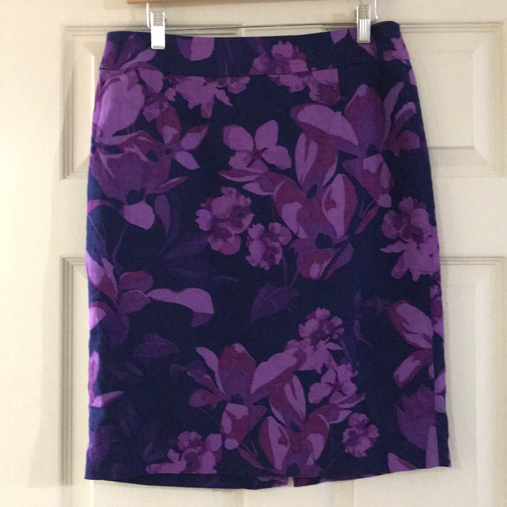 Banana Republic Purple Floral Pencil Skirt